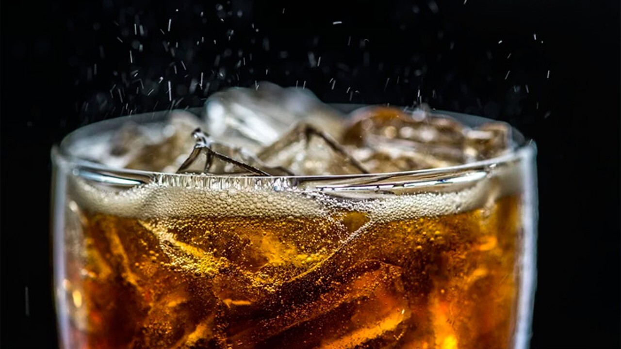 Kola: Dünyanın En Popüler İçeceği ve Tarihi Yolculuğu